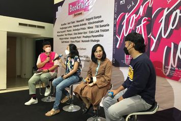 ‘Story of Us’: Cerpen-cerpen Romansa Karya 22 Penulis Best Seller