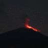 Gunung Ile Lewotolok Terus Bergemuruh, Rumah Warga Bergetar