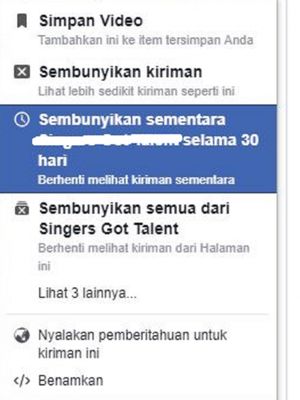 Opsi Snooze (dalam bahasa Indonesia disebut sembunyikan sementara) untuk 30 hari bisa ditemukan di menu drop-down tiap posting di linimasa Facebook.