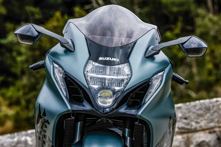 Suzuki Hayabusa 2025