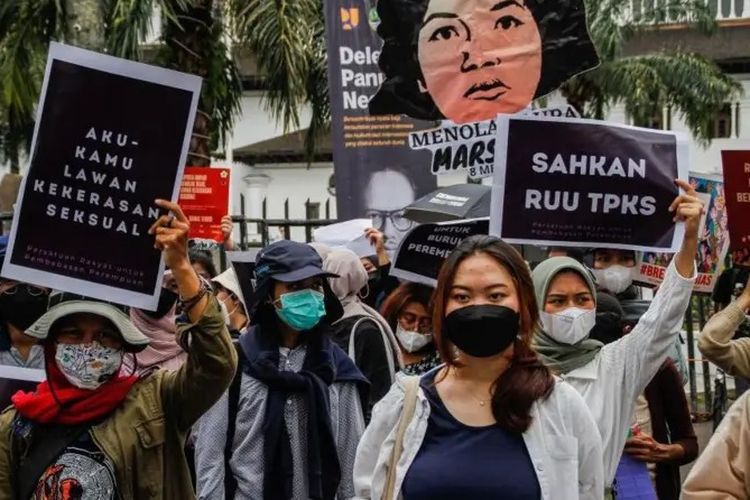 Kelompok perempuan mendesak disahkannya RUU Tindak Pidana Kekerasan Seksual (TPKS).
