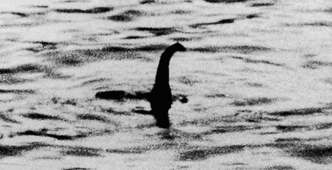 Ilustrasi Loch Ness