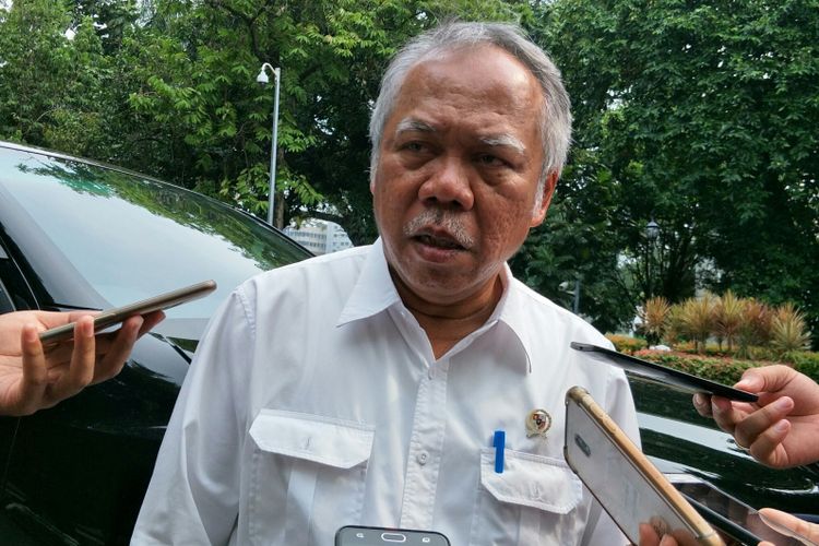 Menteri Pekerjaan Umum dan Perumahan Rakyat Basuki Hadimulyono ketika ditemui di Kantor Wakil Istana Presiden RI, Jakarta, Senin (28/5/2018). 