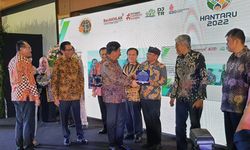 Kabupaten Banyuwangi Raih RTH Awards Berkat Penyediaan 20 Persen Ruang Terbuka Hijau di Perkotaan