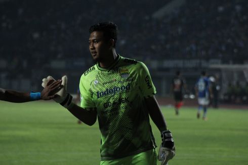 Setahun Menepi karena Cedera, Kiper Persib Bersiap Kembali ke Lapangan