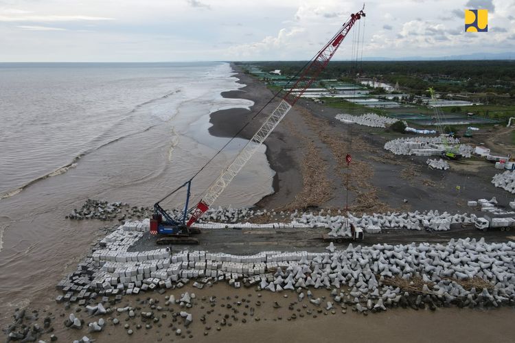 Pembangunan infrastruktur pengendali banjir Bandara Yogyakarta Internasional Airport (YIA) di Kabupaten Kulon Progo