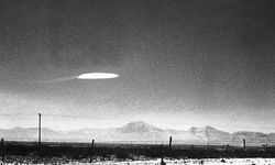 Pemerintah AS Serius Meneliti UFO, Tapi Mengapa Kampus Masih Diam?