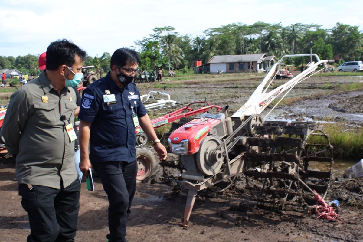 Kementerian Pertanian terjun langsung ke lahan pertanian untuk mengatur secara ketat pendistribusian pupuk bersubsidi untuk para petani, Kamis (17/9/2020).