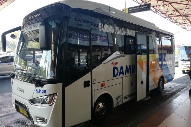 Bus Damri dari Bandara Juanda ke Terminal Bungurasih
