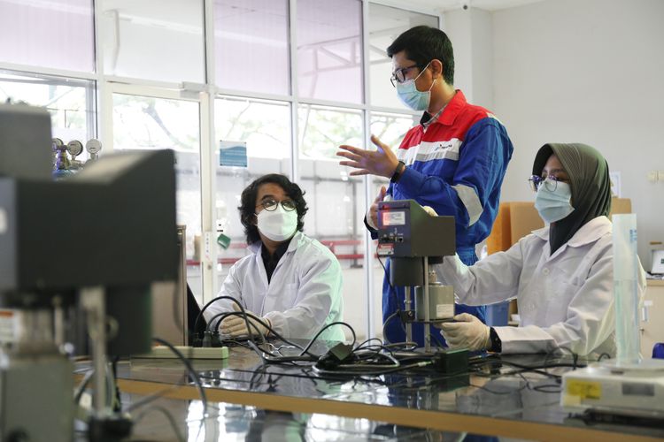 Proses belajar mengajar di Universitas Pertamina.