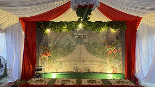 Menengok TPS Tempat Mahfud Mencoblos, Berkonsep Merah Putih dan Dihias Seperti Acara Hajatan