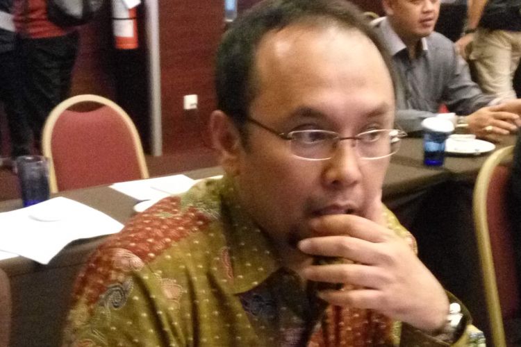 Direktur Pemeriksaan dan Riset Pusat Pelaporan dan Analisis Transaksi Keuangan (PPATK), Ivan Yustiavandana usai diskusi di Bogor, Jawa Barat, Kamis (23/3).