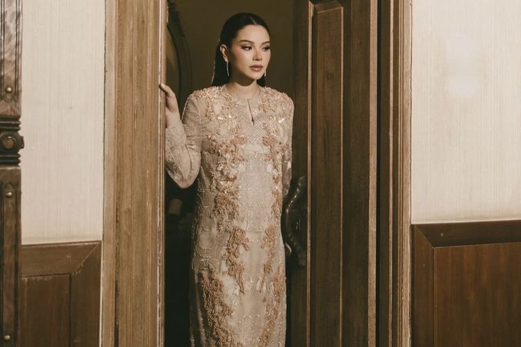 Penampilan Alyssa Daguise di perayaan 7 bulan kehamilan pada Jumat (7/2/2026).