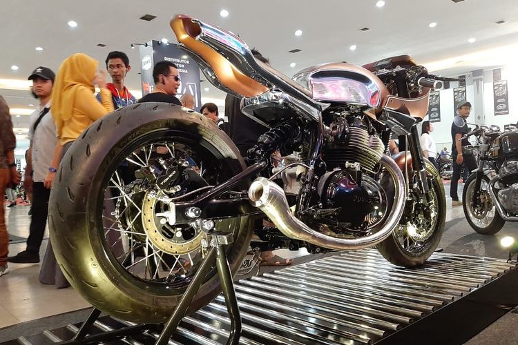 Royal Enfield Luncurkan Motor Custom Continental GT Cafe Racer di Kustomfest 2019