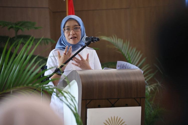 Menteri Pendayagunaan Aparatur Negara dan Reformasi Birokrasi (PANRB) Rini Widyantini saat mengiri kuliah umum.
