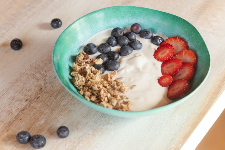 Ilustrasi yogurt, pilihan makanan clean eating