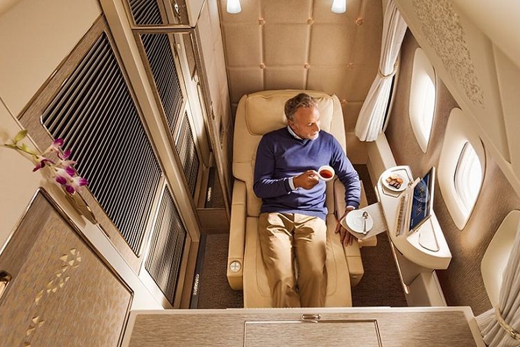 Kabin kelas suite terbaru maskapai Emirates di pesawat Boeing 777.