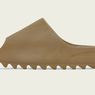 Yeezy Slide, Sandal yang Bikin Antrean Mengular