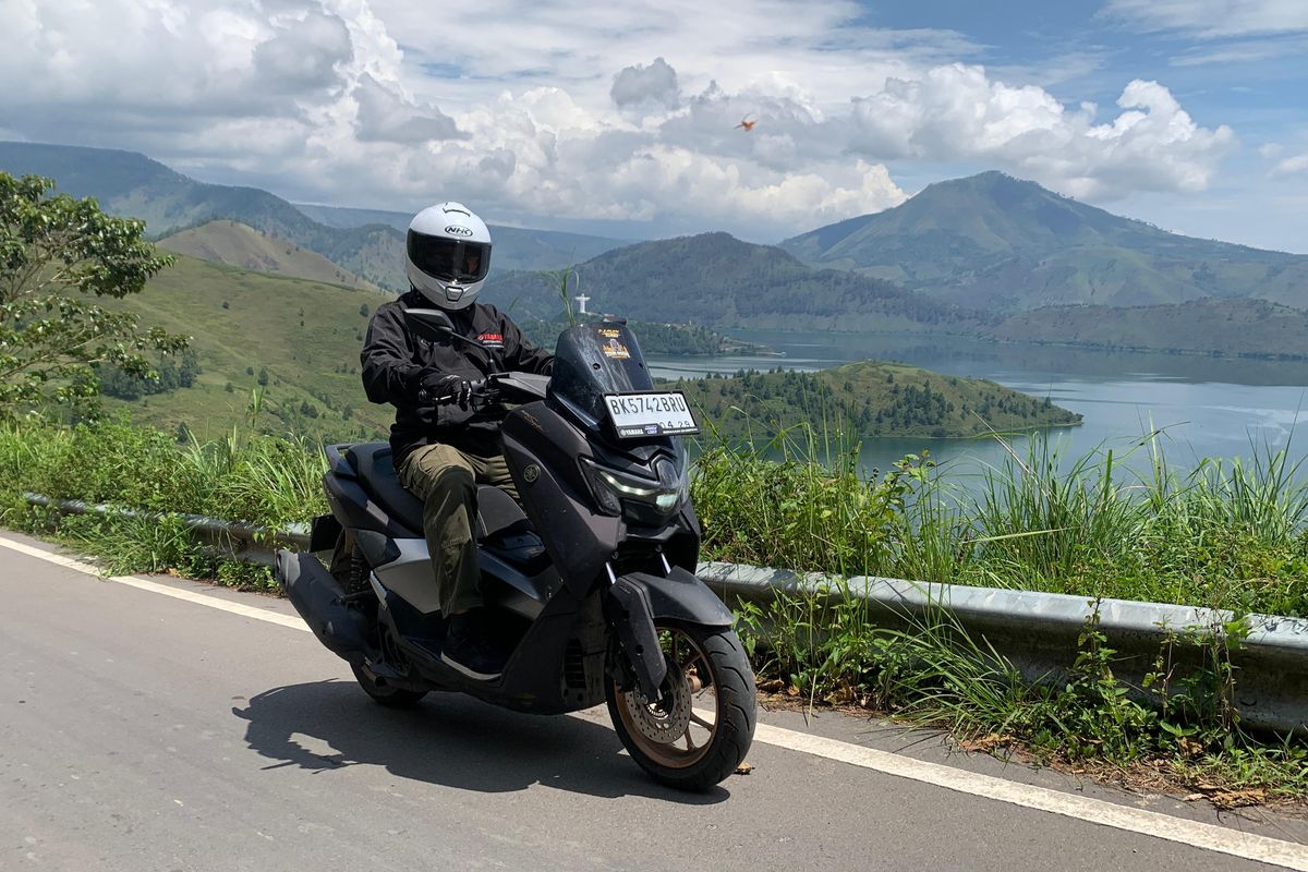 Yamaha Nmax Turbo dipakai touring rute Samosir-Medan