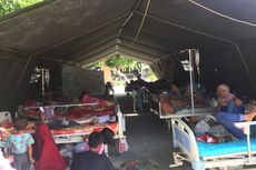 Tim Medis Pemprov DKI Bantu Tangani Korban Gempa di RS Wirabuana Palu