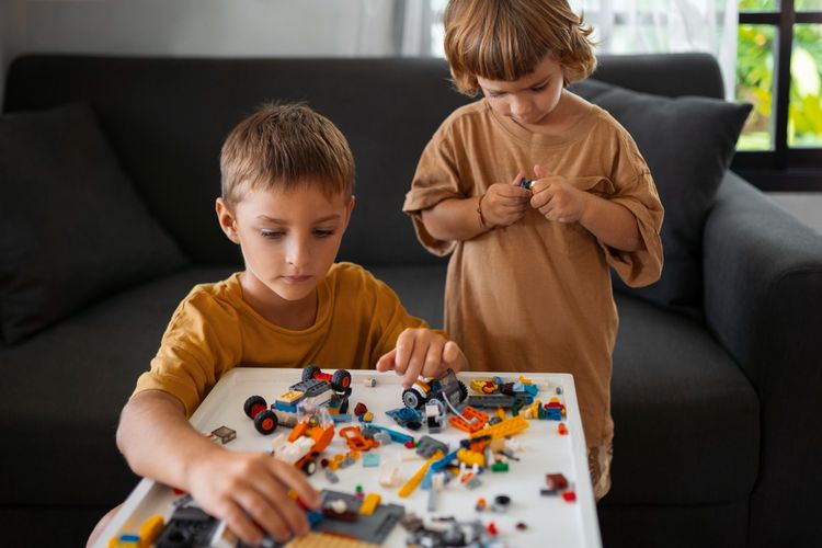 Permainan membantu anak menghadapi ketidakpastian.