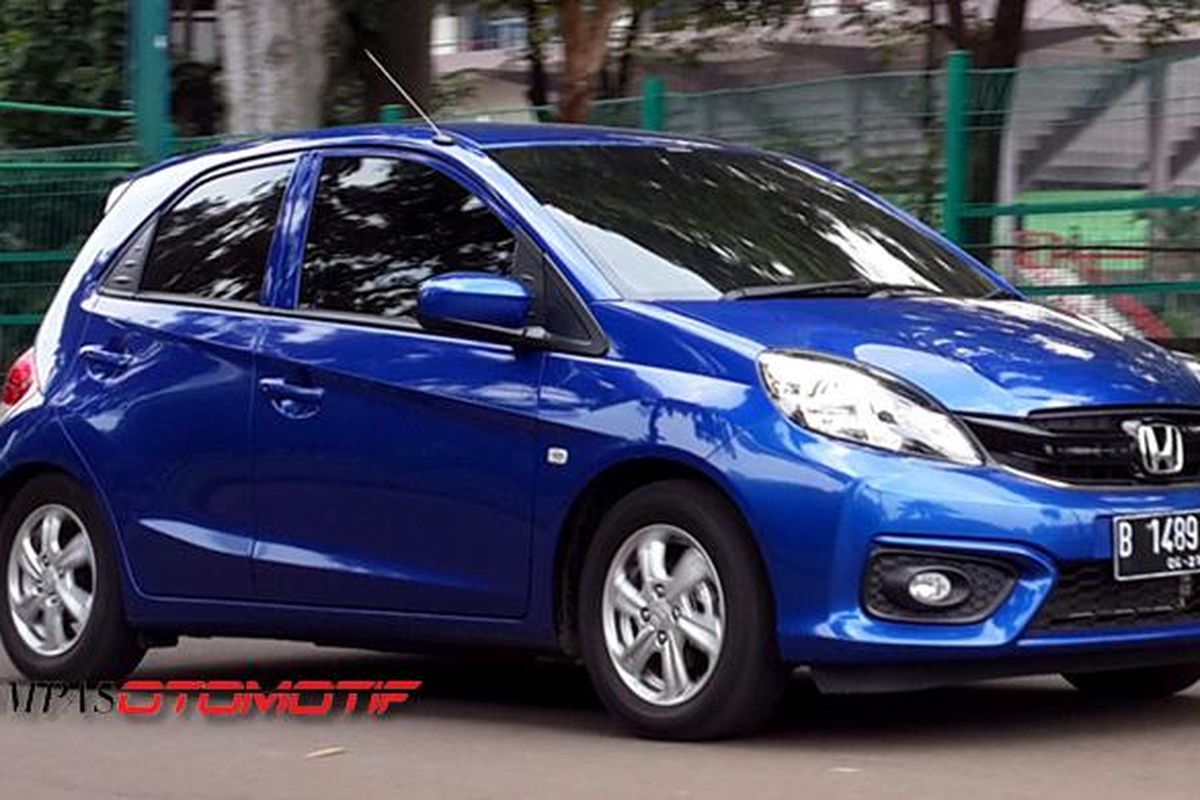 Honda Brio Satya dengan CVT, jenis transmisi yang pertama diterapkan di kelas LCGC.