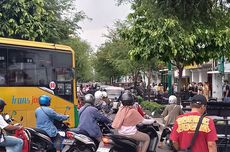 Jelang Lebaran, Jalan Malioboro Mulai Dipadati Wisatawan