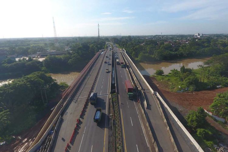 Ada penerapan contra flow di KM 56 sampai 57 di ruas tol Tangerang Merak