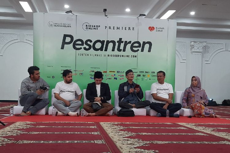 Film dokumenter Pesantren menggelar jumpa pers sekaligus nonton bareng dan diskusi di Masjid Agung Sunda Kelapa, Jakarta Pusat, Kamis (25/5/2023).