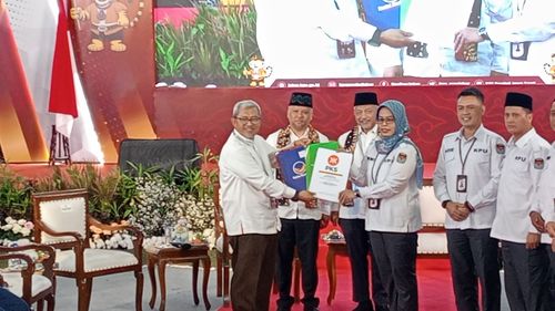 Cerita Aher yang Dadakan Ditunjuk Jadi Ketua Tim Pemenangan Syaikhu-Ilham Habibie