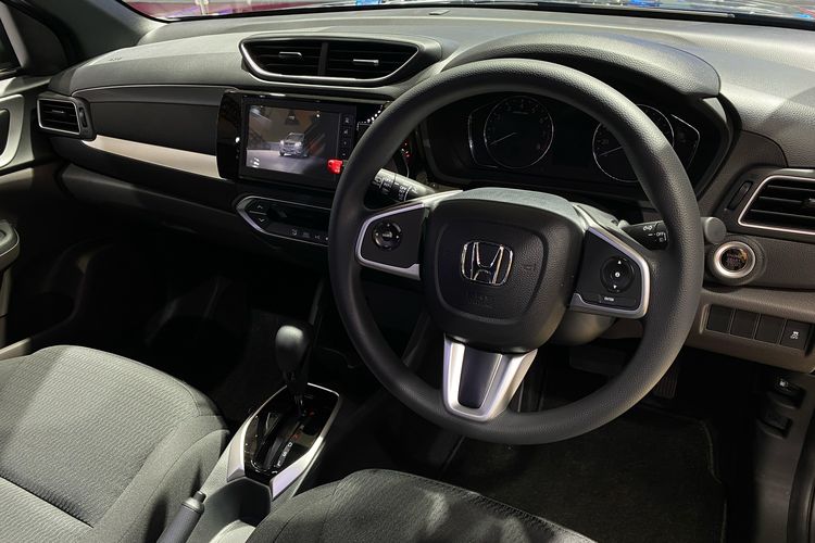 Interior Honda BR-V N7X