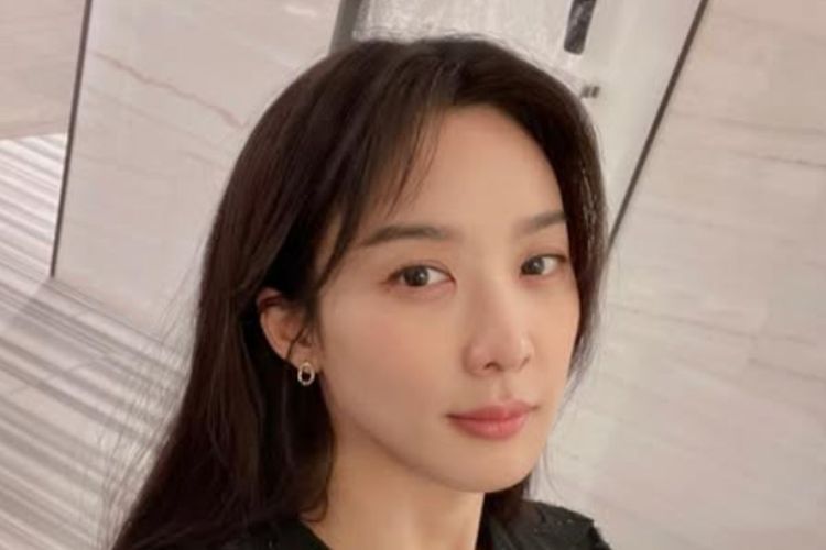 Kecelakaan Mobil, Lee Chung Ah Pertimbangkan Mundur dari Drama