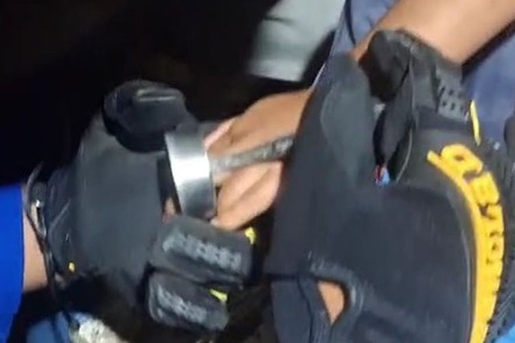 Main Tutup Botol Suvenir, Jari Balita 4 Tahun di Gunungkidul Nyangkut hingga Dievakuasi Damkar