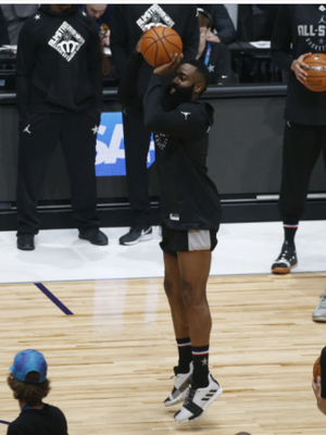 James Harden dengan Adidas Harden Vol. 3