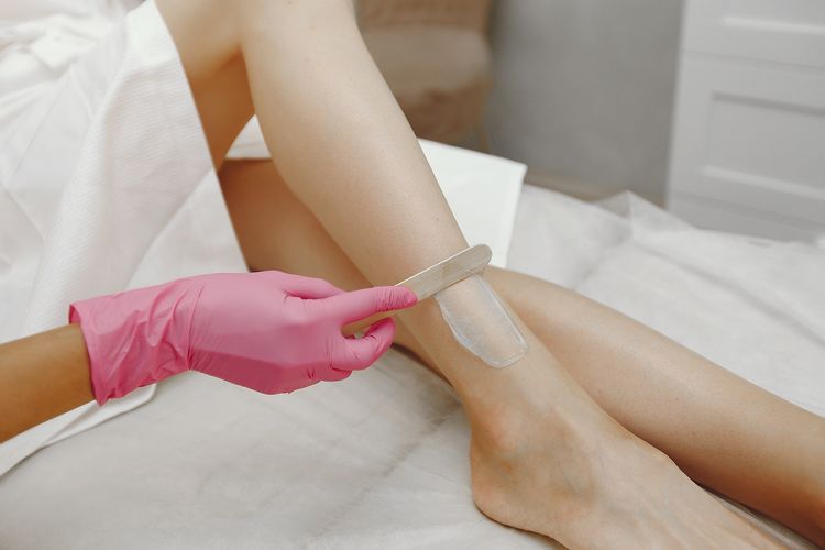 Panduan Aman Menghilangkan Rambut Halus bagi Penderita Psoriasis