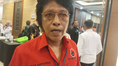 Kampanye di Bandung, Adian Napitupulu: Tidak Ada Lagi Kader PDI-P yang Tidur-tiduran