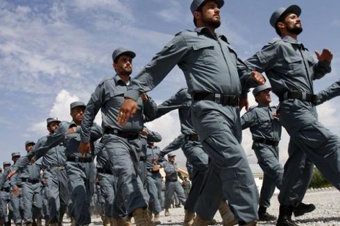 Perangi Taliban, 80 Polisi Afganistan Tewas Setiap Pekan