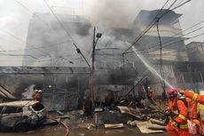 Kebakaran di Penjaringan, 10 Korban Dibawa ke Puskesmas dan Rumah Sakit