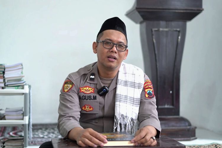 Ajun Inspektur Polisi Dua (Aipda) Agus Miswanto, polisi dari Polres Purbalingga yang mendirikan dan mengasuh Pondok Pesantren Daruttaqwa di Desa Brobot, Kecamatan Bojongsari, Purbalingga, Jawa Tengah.