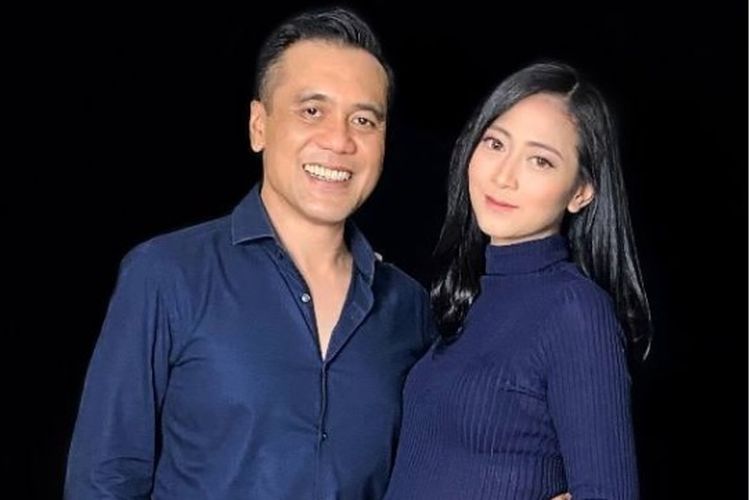 Cyril Raoul Hakim atau Chico Hakim bersama istrinya Citra Soeroso.