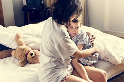 5 Cara Bantu Anak Atasi Mimpi Buruk 