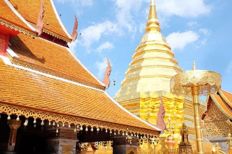 Wat Phra That Doi Suthep, candi di Chiang Mai, Thailand. 