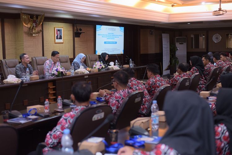 Kemendukbangga/BKKBN melalui Pusbang SDM membuka layanan pelatihan penerimaan negara bukan pajak (PNBP) pertama pada 2025. Pelatihan yang diselenggarakan adalah Pelatihan Teknis Substantif Kampung Keluarga Berkualitas, yang dilaksanakan pada Selasa (4/2/2025). DOK. Kemendukbangga/BKKBN