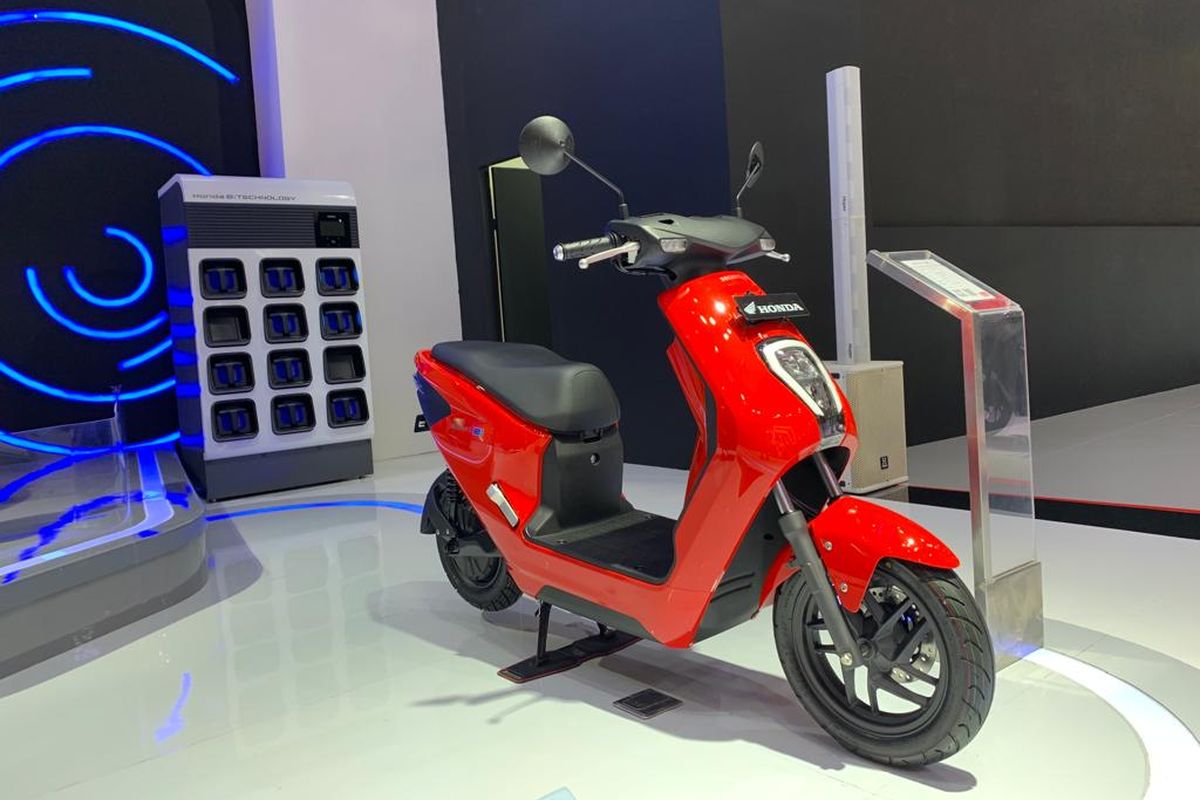 Motor listrik Honda EM1 e: tampil di IIMS 2024