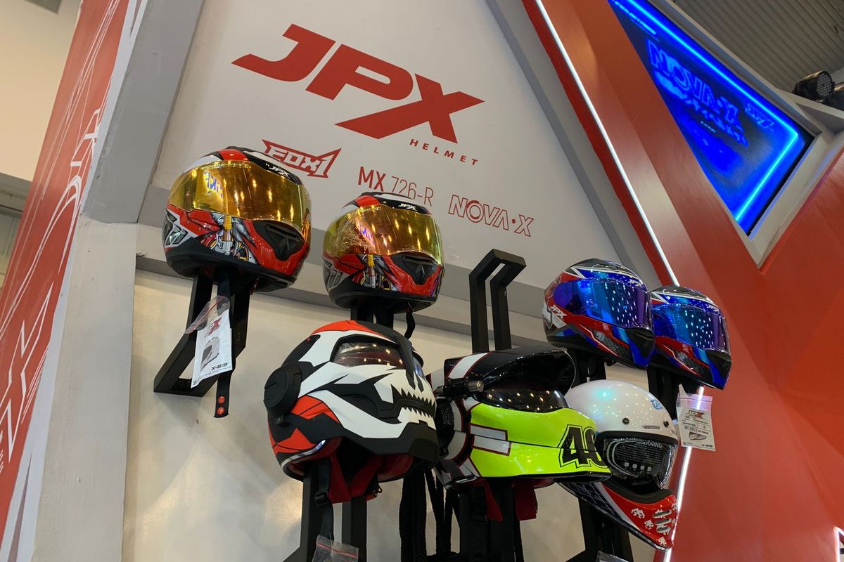 Ilustrasi booth JPX Helmet di GIIAS 2022