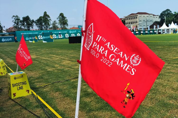 Bendera dan Maskot ASEAN Para Games 2022 Rajamala