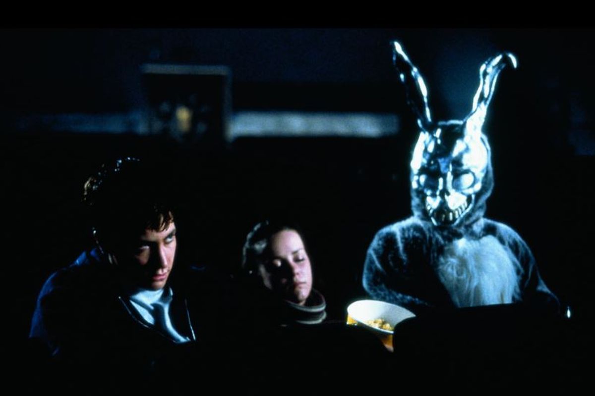 Salah satu adegan dalam film Donnie Darko (2001).