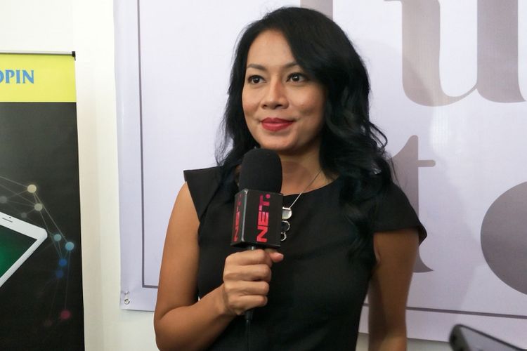 Artis musik yang juga penulis Dewi Dee Lestari dalam jumpa pers di The Elements, Rasuna Said, Jakarta Selatan, Selasa (8/1/2019).