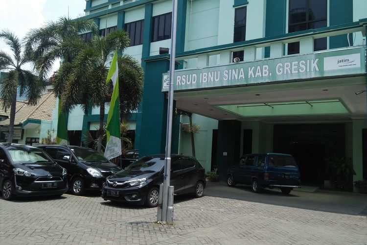 Rumah Sakit Umum Daerah (RSUD) Ibnu Sina Gresik.