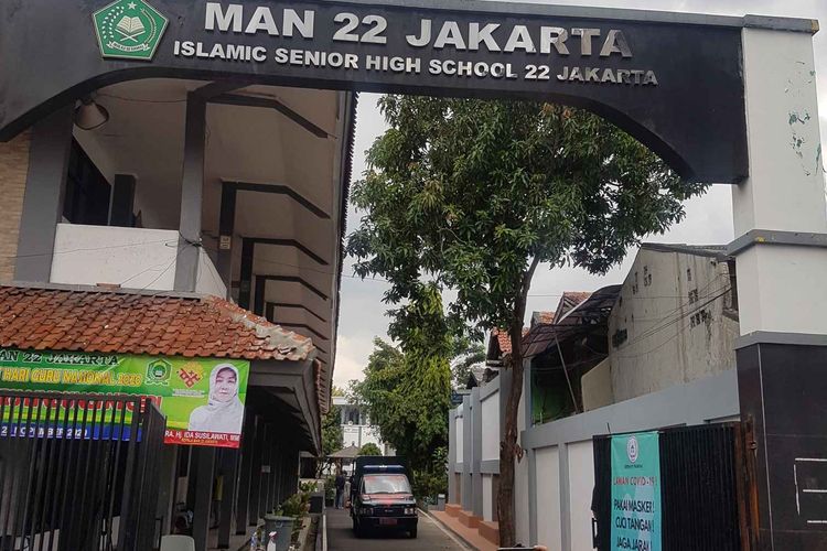 Suasana MAN 22 Jakarta pada Jumat (4/12/2020). Madrasah telah ditutup sejak Senin (30/11/2020) usai 30 orang guru dan karyawan MAN dikabarkan positif terpapar Covid-19.